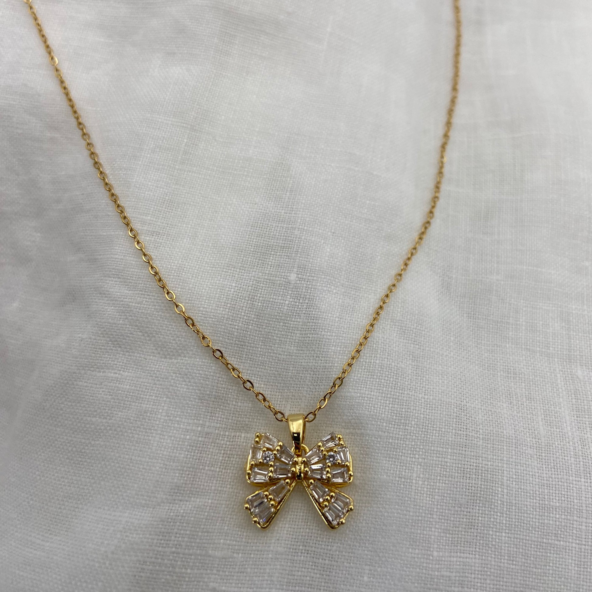Bowknot Necklace