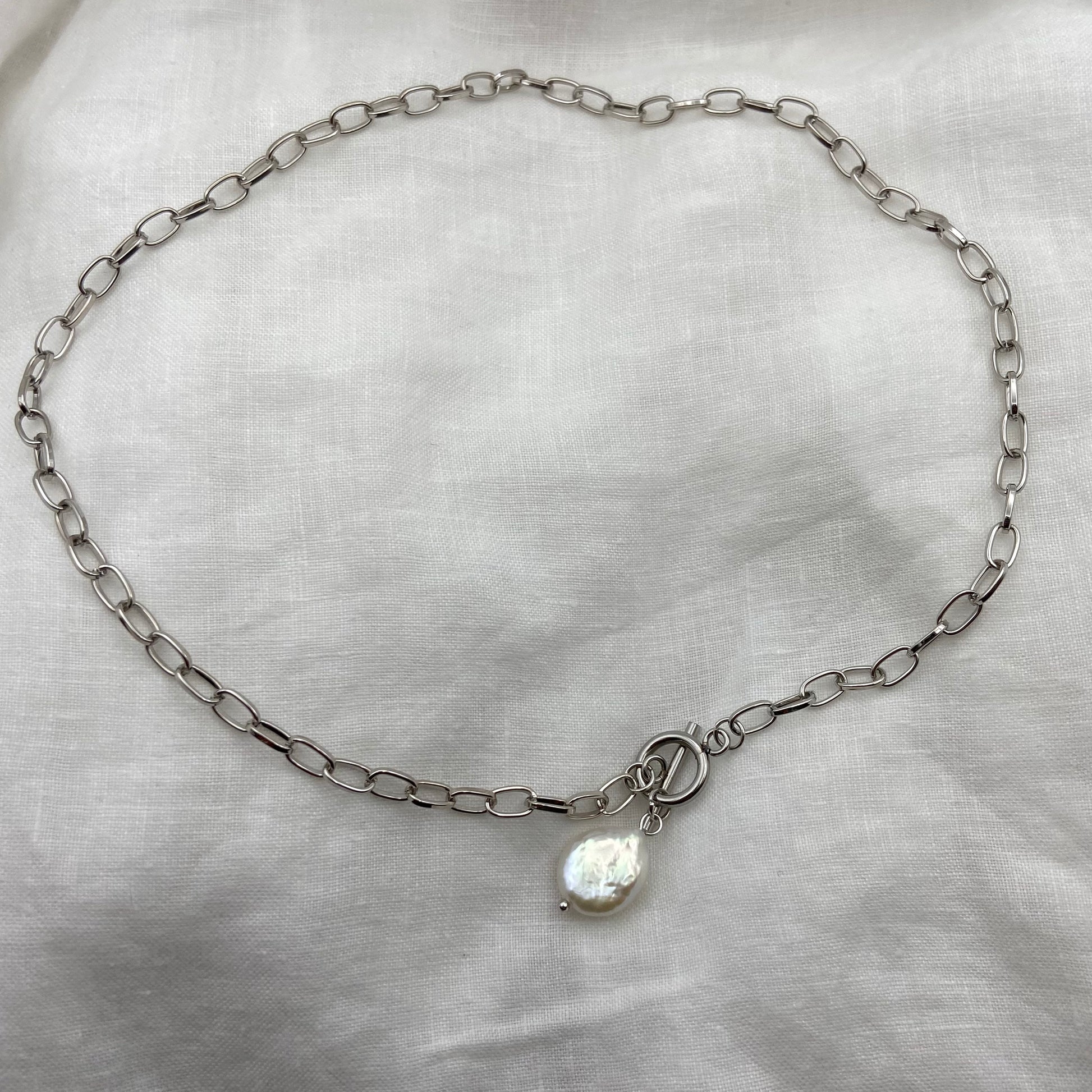 Pearl with Thick Chain Necklace (Silver or Gold)