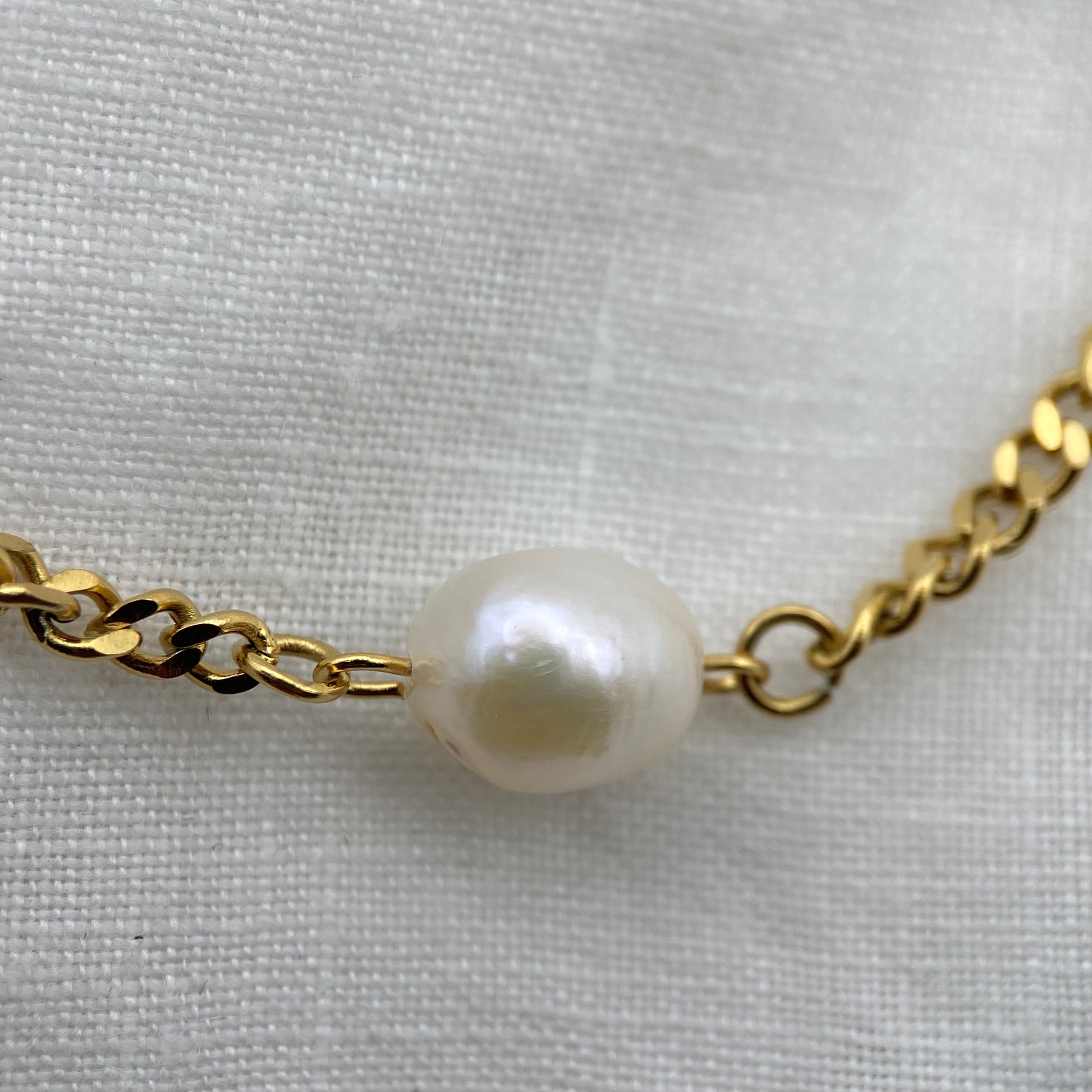 Freshwater Pearl with Gold Plated Steel Chain Necklace
