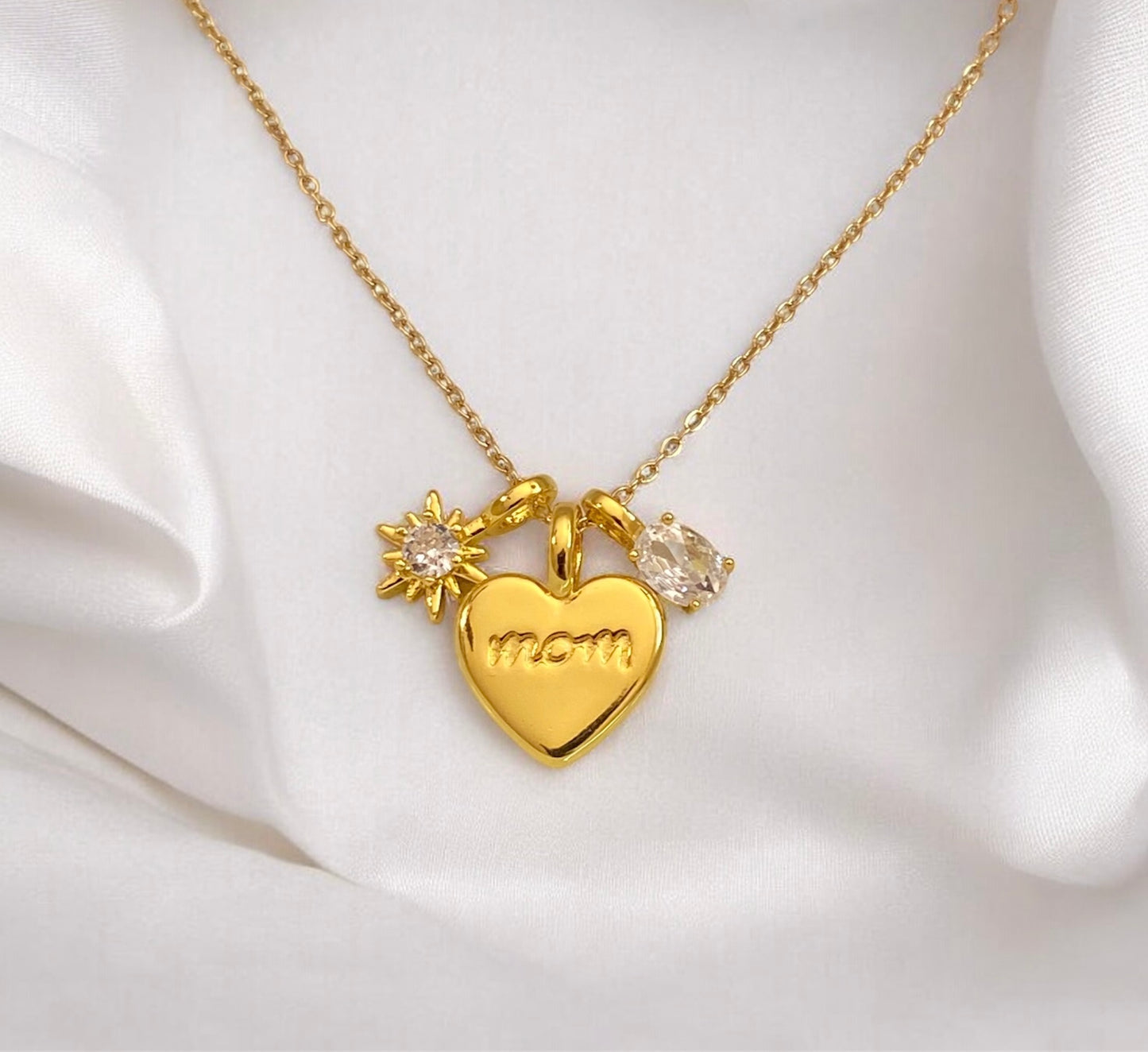 Mom & Heart Necklace with Zircon