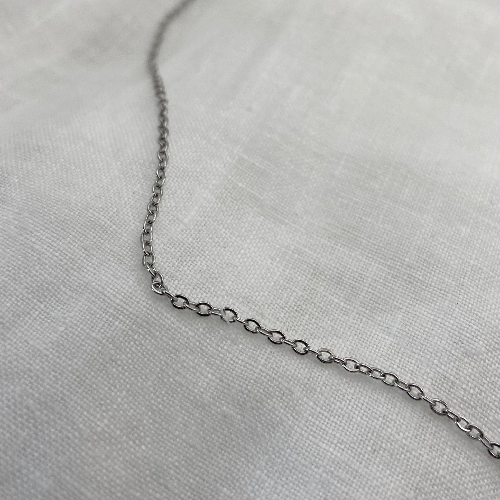 Zircon Heart Shape Minimal Necklace