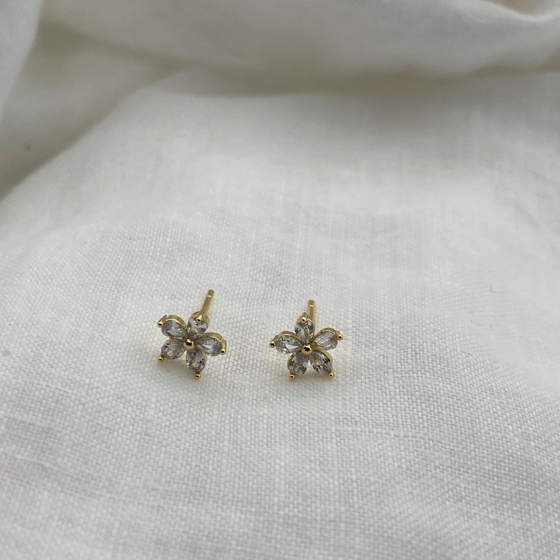 Sterling Silver Cute Flower Earrings