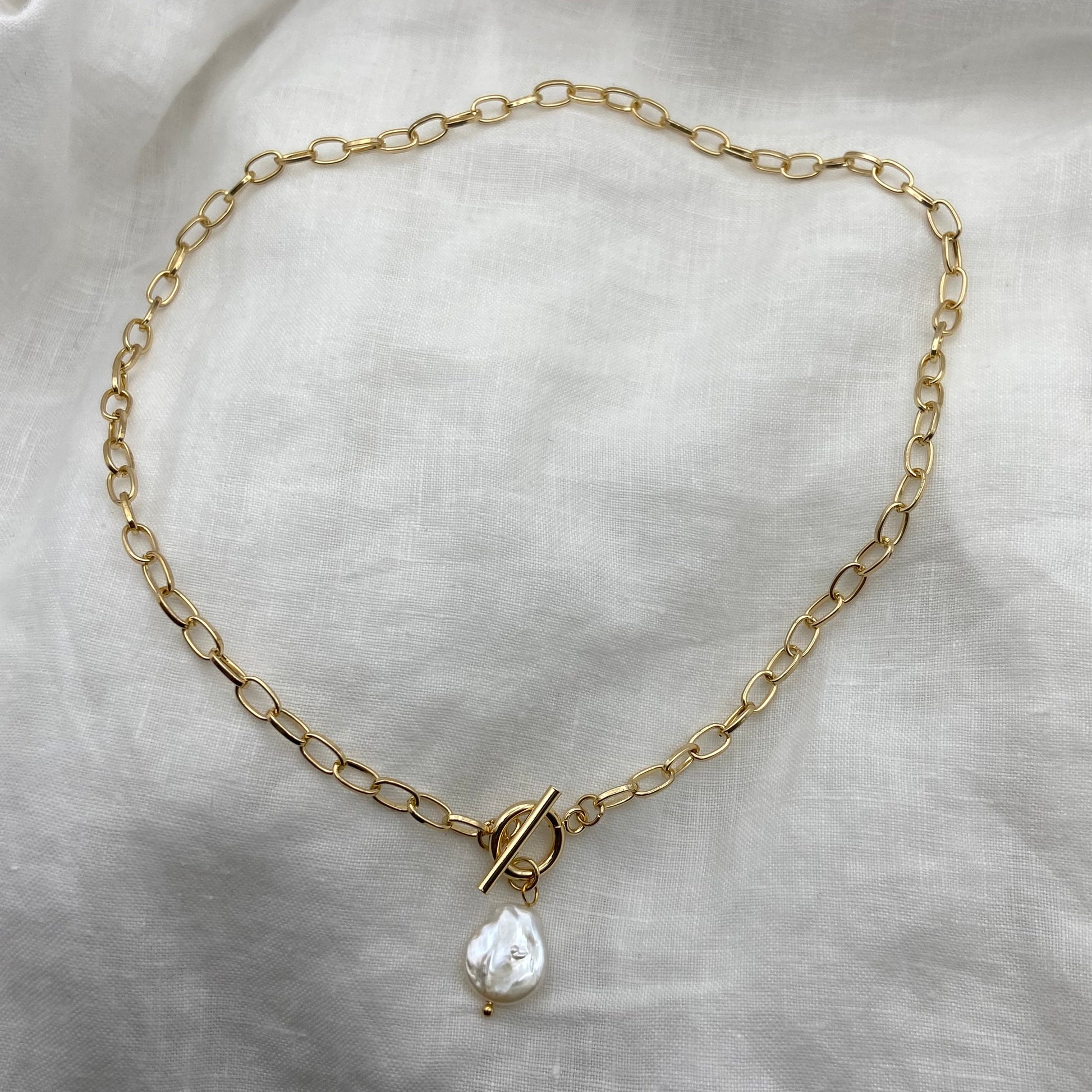 Pearl with Thick Chain Necklace (Silver or Gold)