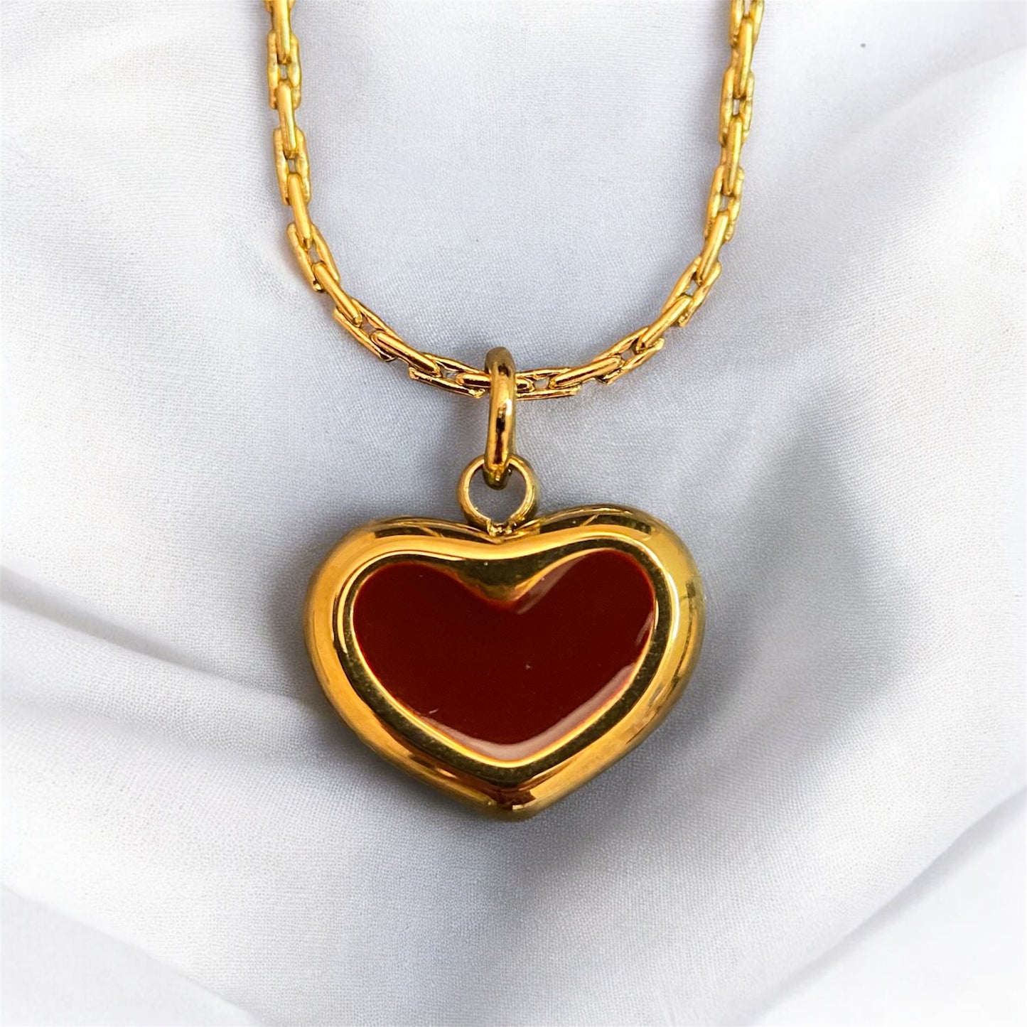 Red Heart Gold Plated Minimal Necklace