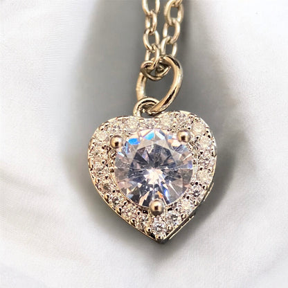 Zircon Heart Shape Minimal Necklace