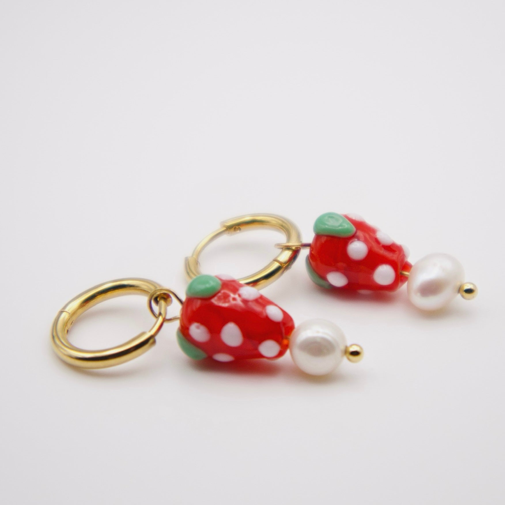 STRAWBERRY & PEARL