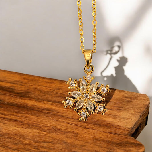 Zirconium Snowflake Necklace