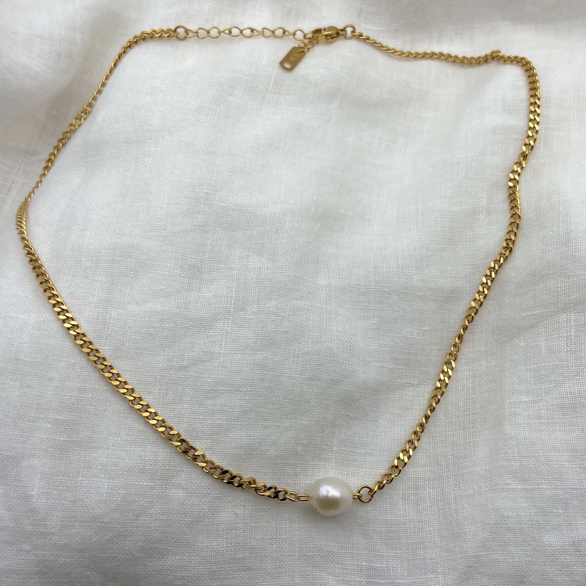 Freshwater Pearl with Gold Plated Steel Chain Necklace