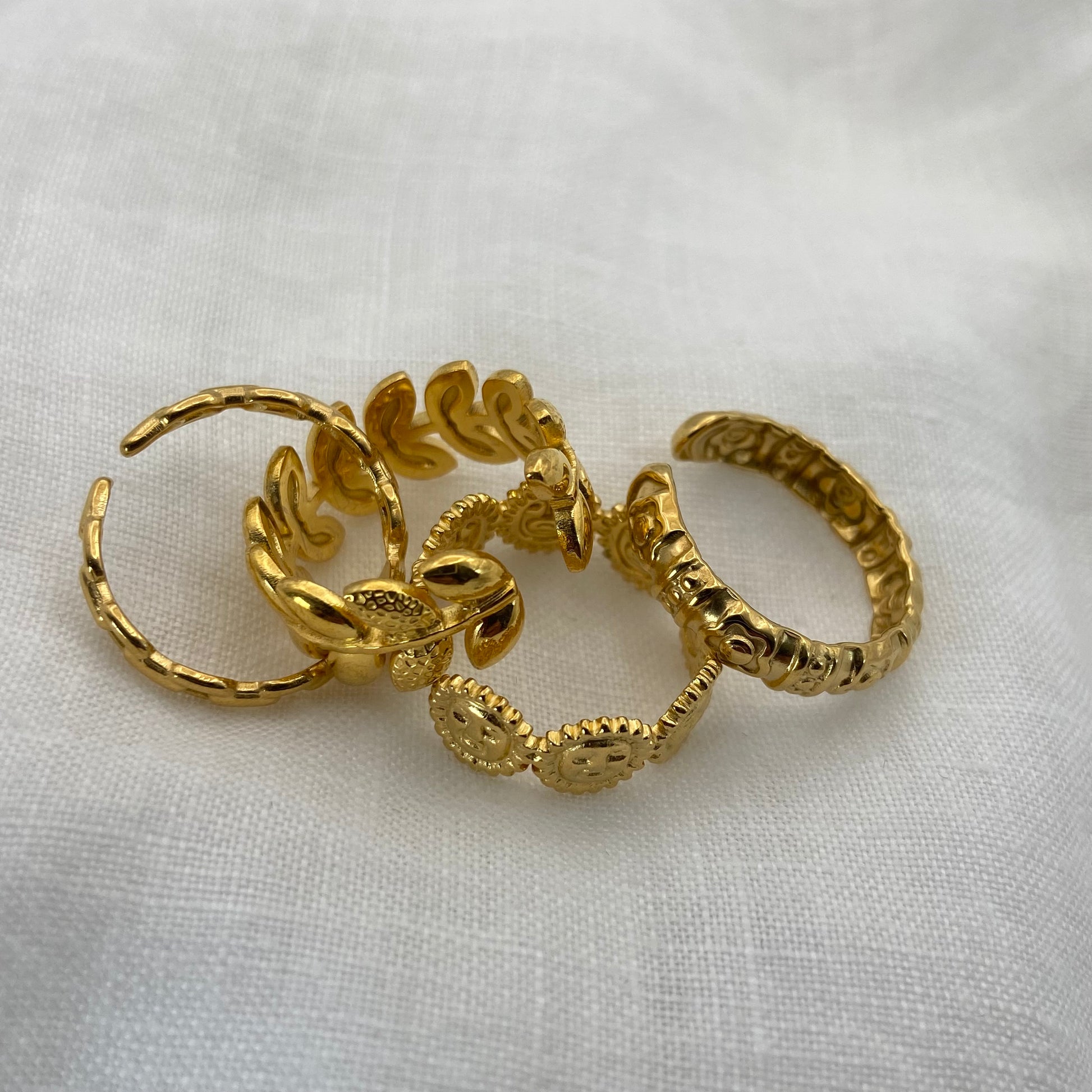 4 Cool Rings (Sun, Flower, Leaf, Heart)