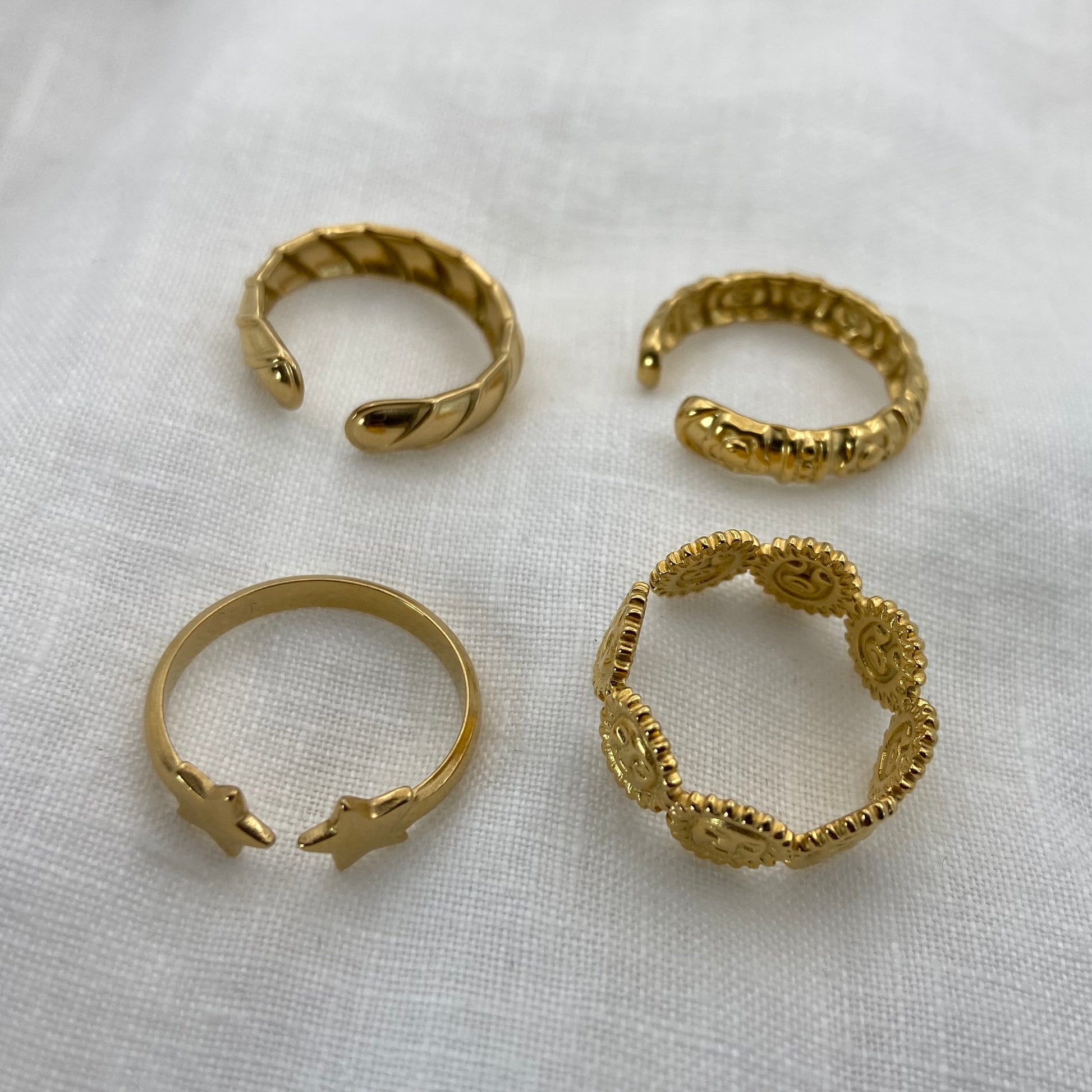 4 Gold Plated Cool Rings Set (Sun, Flower, Stars, Lines)