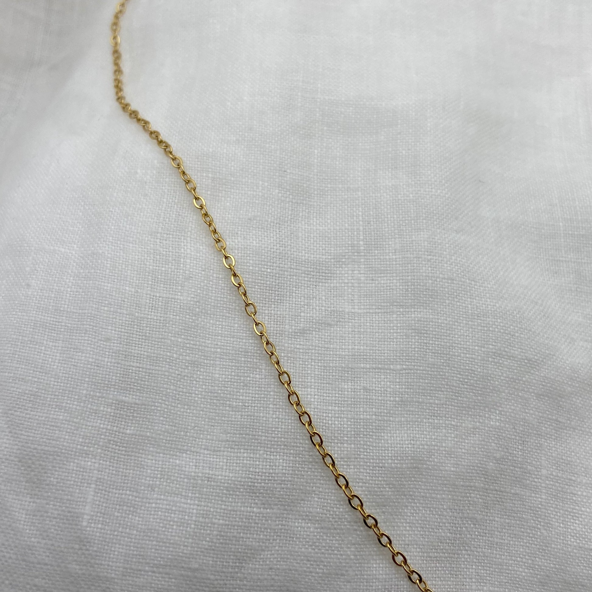Minimal Necklace